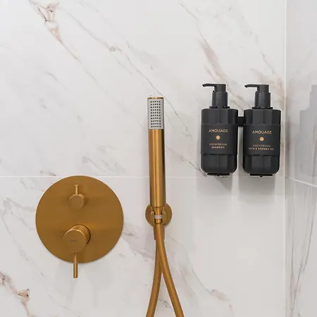 Kodawari Residences Flores Hotel *