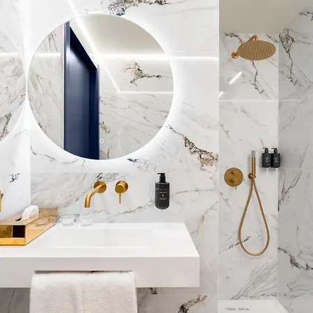 Отель Kodawari Residences Flores *