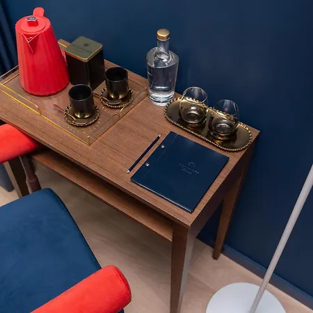 Kodawari Residences Flores Hotel *